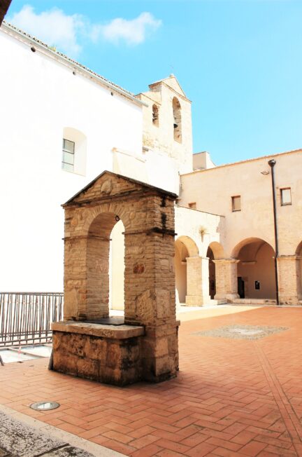 chiostro pinacoteca lucera