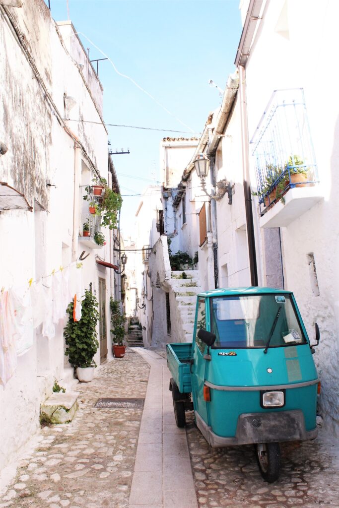 centro storico cagnano varano